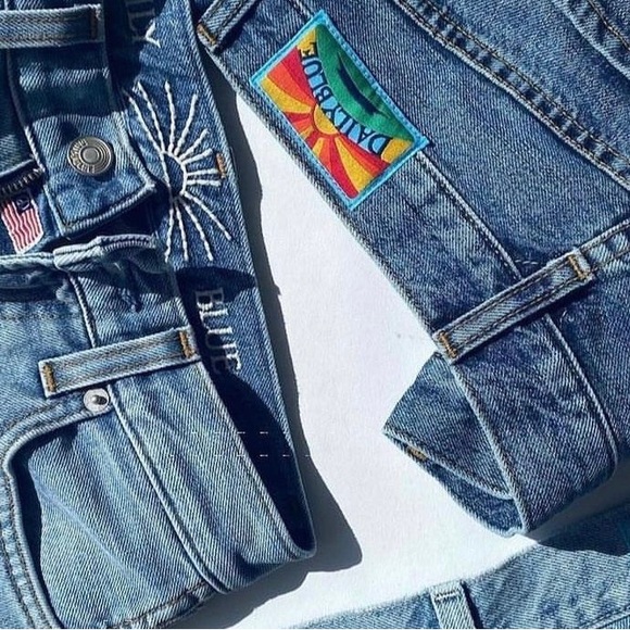 Daily Blue Denim “Burn” High Waist Straight Leg Jeans - size 31 NWT - Picture 3 of 6